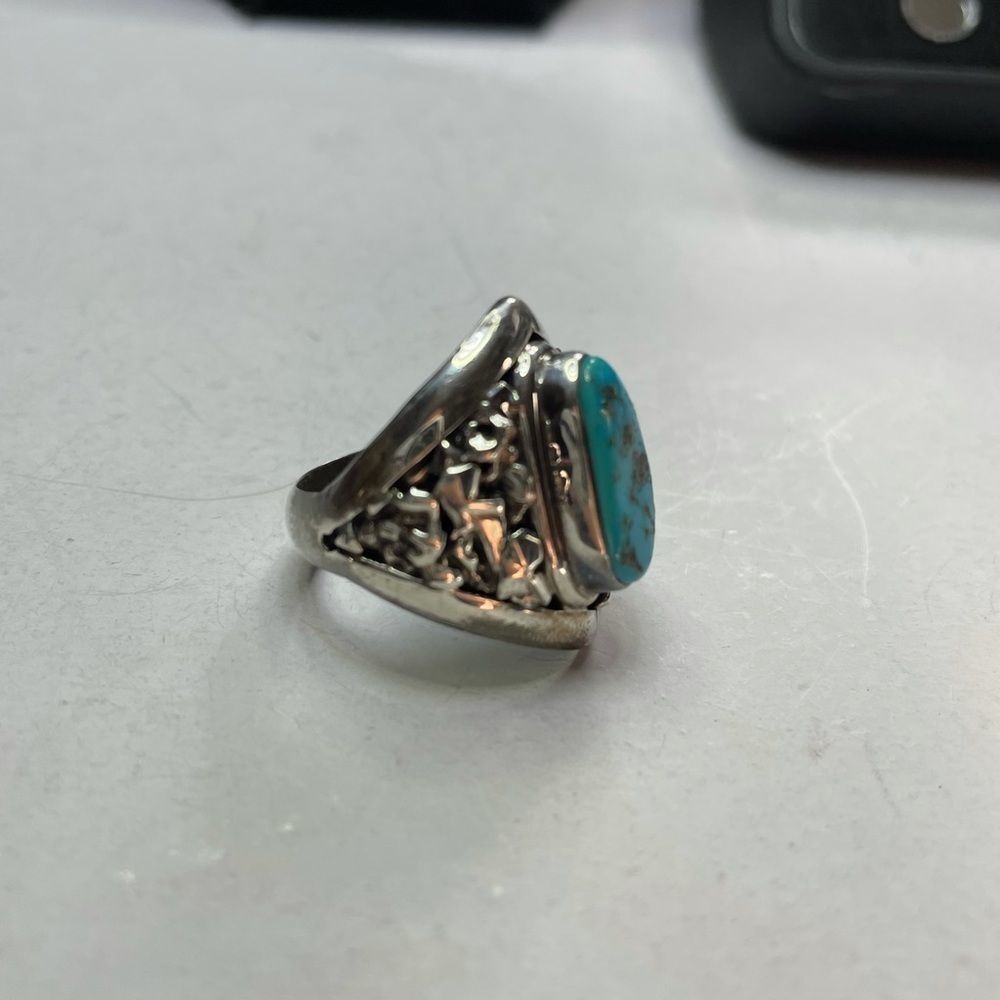 Sterlingsilver Turquoise South Western Design Ring View 3